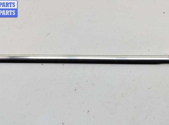 купить Молдинг стекла двери задней левой наружный на Skoda Octavia mk3 (A7 5E) 2013-2020