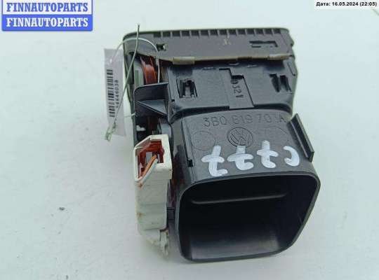 Дефлектор обдува салона на Volkswagen Passat B5 (3B)