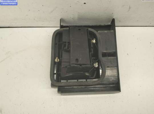 купить Фонарь крышки багажника левый на Volkswagen Passat B3