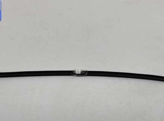 Купить Молдинг лобового стекла на Volkswagen Passat B6 Молдинг лобового стекла VG2667186 на Volkswagen Passat B6