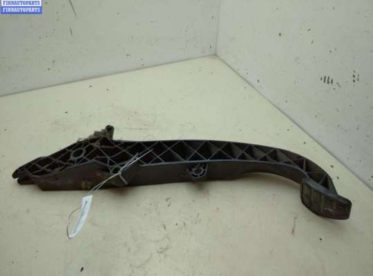 купить Педаль сцепления на Volkswagen Transporter T4