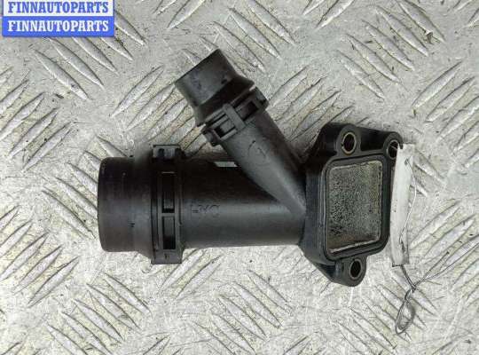 купить Фланец (тройник) системы охлаждения на BMW 3 E90/E91/E92/E93 (2005-2013)