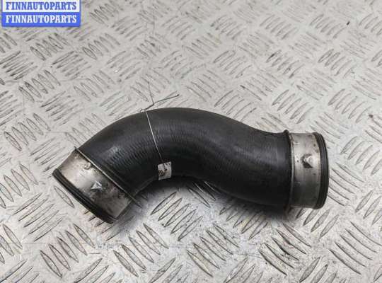 купить Патрубок интеркулера на Volkswagen Touran