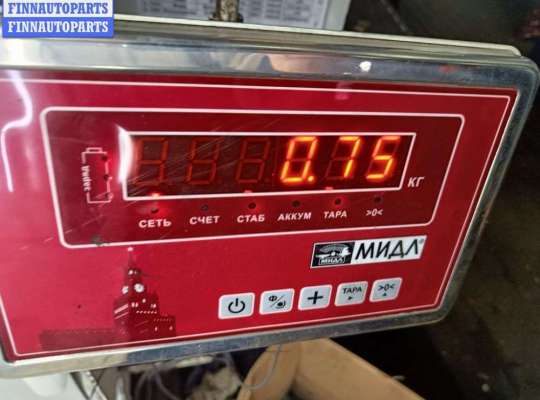 купить Решётка (заглушка) в бампер на Volkswagen Passat B5+ (GP)