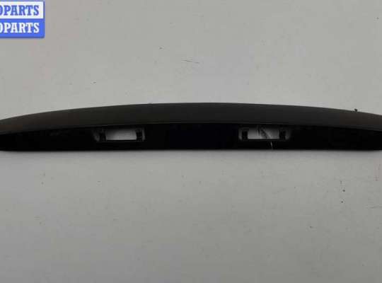 Накладка подсветки номера HN590156 на Hyundai Santa Fe (2006-2012)