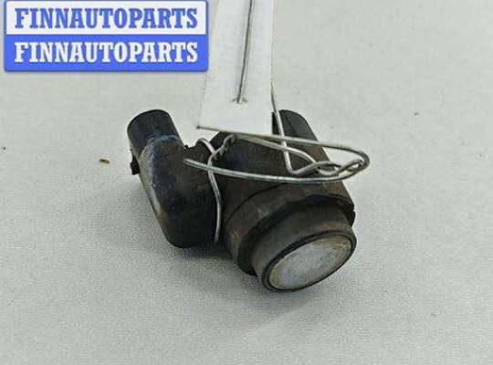 Датчик парковки (парктроник) передний VG2706651 на Volkswagen Passat B6