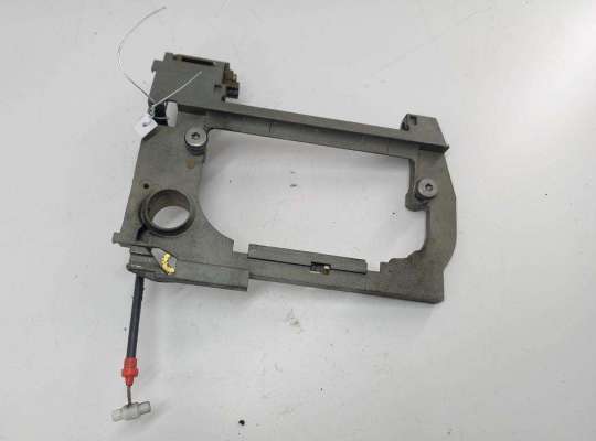 Корпус (держатель) ручки двери передней правой BM2704055 на BMW 5 E39 (1995-2003)