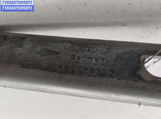 купить Петля капота правая на Volkswagen Passat B5