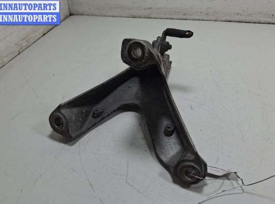 купить Кронштейн крепления на Audi A4 B7 (2004-2008)