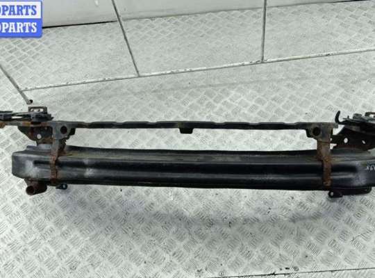 купить Усилитель бампера переднего на Skoda Octavia mk2 (A5 1Z) 2004-2013