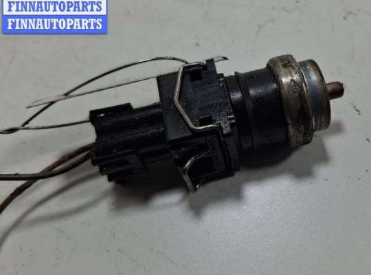 купить Датчик температуры на Renault Megane II (2002-2008)