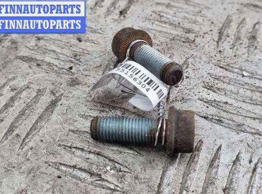 Болт колесный (гайка) на Volkswagen Golf IV (1J)
