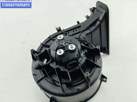 Мотор отопителя на Opel Vectra C