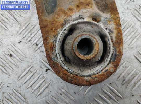 купить Рычаг подвески передний левый на Volkswagen Golf-3