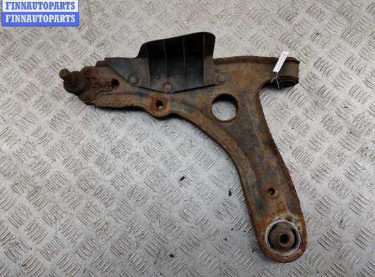 Рычаг подвески передний левый VG2674071 на Volkswagen Golf-3