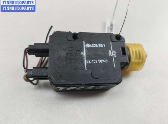 Активатор замка на Mercedes-Benz ML (W163)