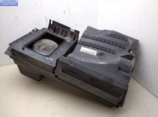 купить Корпус воздушного фильтра на Volvo S40 / V50 (2004-2013)