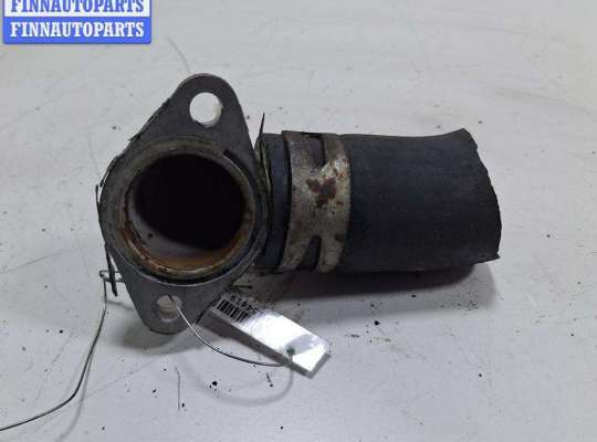 Фланец (тройник) системы охлаждения на Mitsubishi Space Wagon (N9_W, N8_W, UG)
