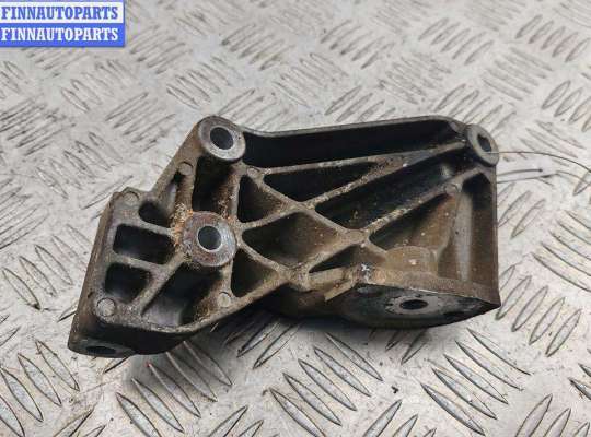 купить Кронштейн генератора на Opel Astra G (1998-2004)