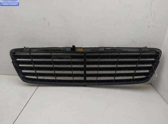 купить Решетка радиатора на Mercedes C-Class W203 (2000-2006)