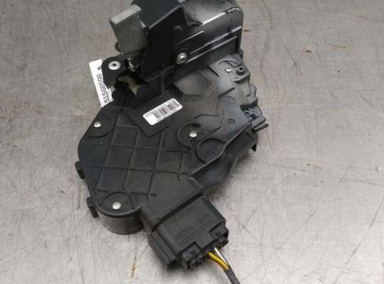 Замок двери задней правой FO513587 на Ford Focus II (2004-2011)