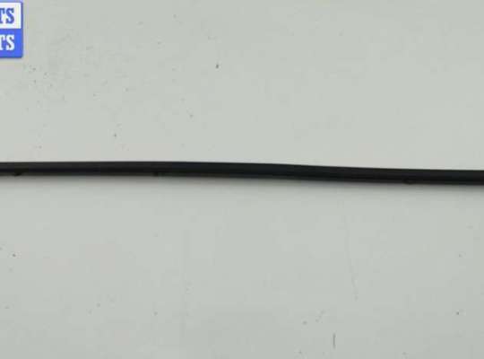 Молдинг двери передней правой BM3596223 на BMW 5 E39 (1995-2003)