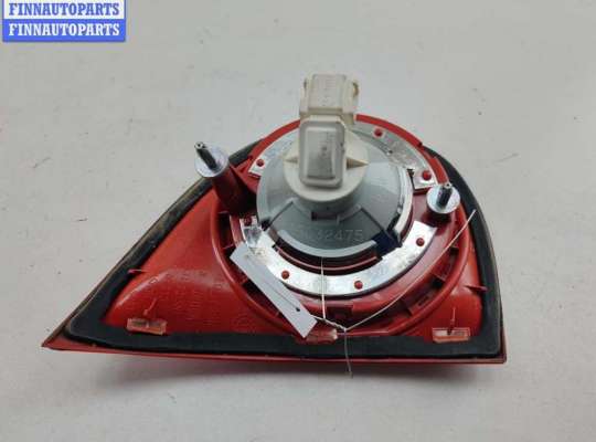 Фонарь крышки багажника на Volkswagen Golf V (1K)