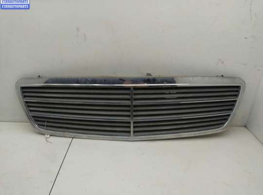 купить Решетка радиатора на Mercedes C-Class W203 (2000-2006)