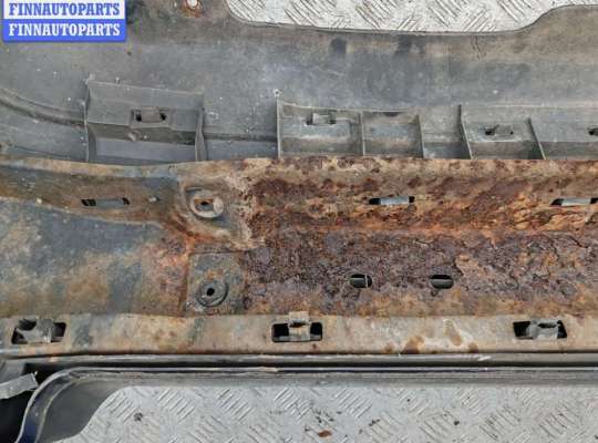 купить Бампер задний на Volkswagen Passat B4