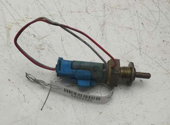 Купить Датчик температуры на Peugeot 307 Датчик температуры PG884896 на Peugeot 307