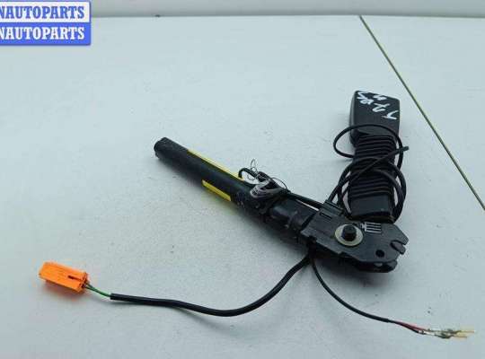 купить Замок ремня безопасности передний на Ford Focus II (2004-2011)