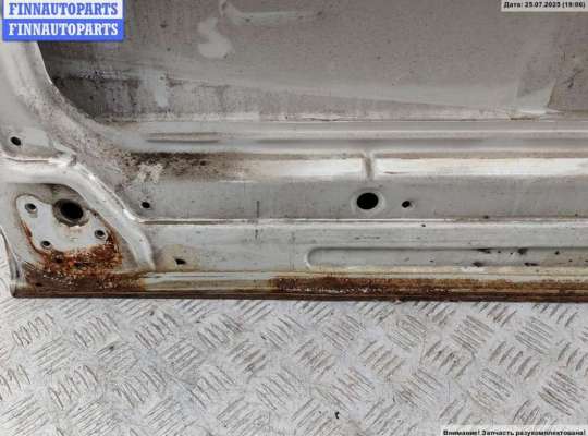 купить Дверь сдвижная правая на Volkswagen Transporter T4
