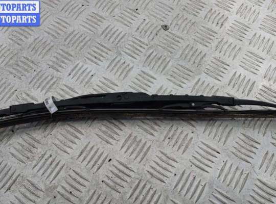 купить Щеткодержатель (поводок стеклоочистителя) передний на Volkswagen Passat B5