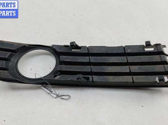 купить Рамка фары противотуманной левой на Audi A4 B6 (2001-2004)