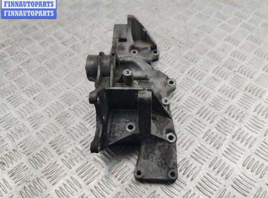 купить Кронштейн генератора на Volkswagen Passat B5