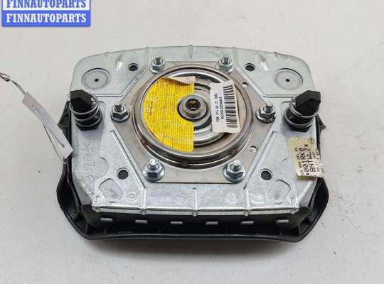 Подушка безопасности водителя (AirBag) на Volkswagen Golf IV (1J)