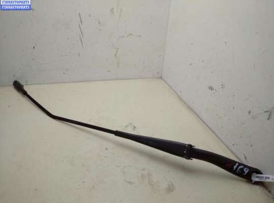 купить Щеткодержатель (поводок стеклоочистителя) передний на Fiat Grande Punto