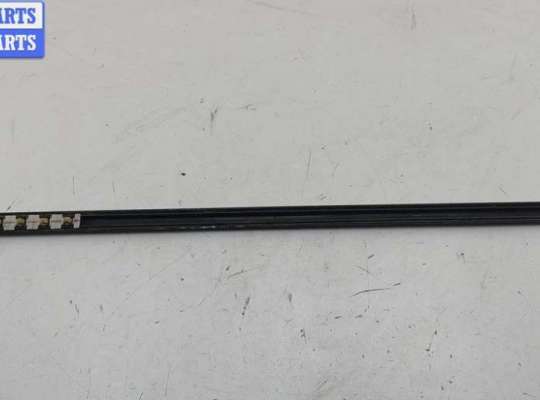 купить Молдинг двери передней левой на BMW 3 E36 (1991-2000)