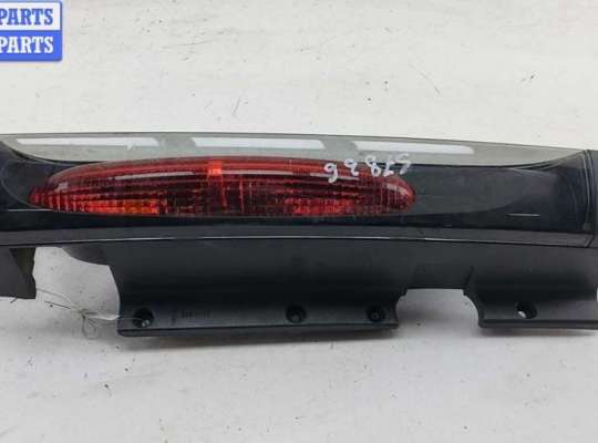 Фонарь задний на Opel Vivaro A