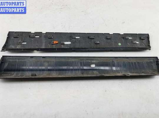 купить Молдинг двери передней левой на Audi Q7 4L (2005-2015)