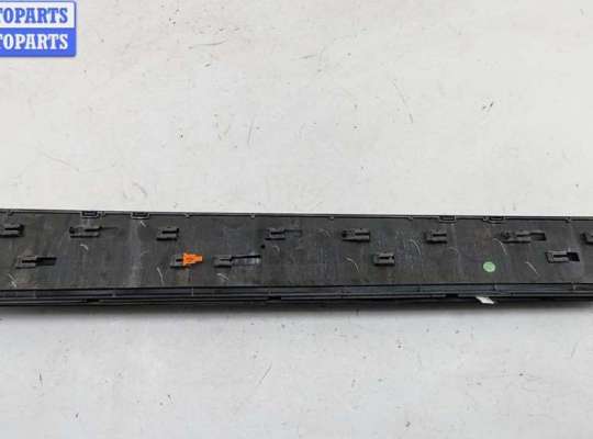 купить Молдинг двери передней левой на Audi Q7 4L (2005-2015)