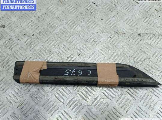 купить Молдинг крыла заднего левого на Ford Focus I (1998-2005)