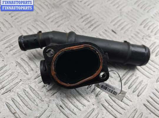 купить Фланец (тройник) системы охлаждения на Volkswagen Passat B6