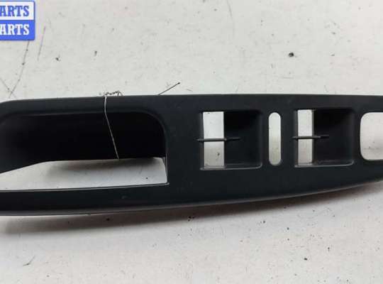 купить Ручка двери внутренняя передняя левая на Volkswagen Golf-5