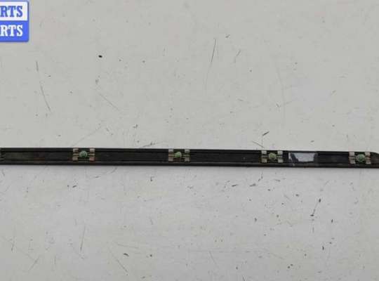 купить Молдинг двери задней левой на BMW 3 E46 (1998-2006)