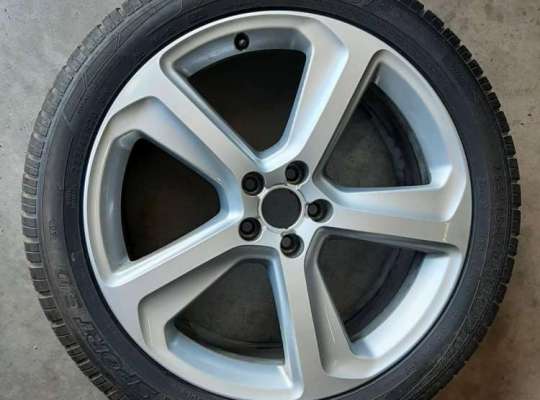 купить Колесо (комплект колёс) на Audi Q5 8R (2008-2017)