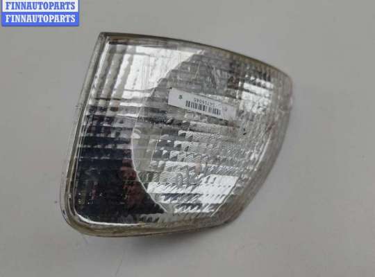 купить Поворотник (указатель поворота) правый на Volkswagen Passat B5