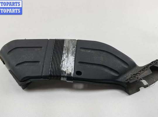 Воздуховод AU1742912 на Audi A4 B7 (2004-2008)
