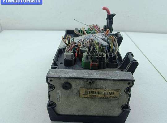 Блок предохранителей на Chrysler Voyager IV (RG)