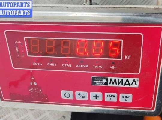 купить Молдинг двери задней левой на Volkswagen Passat B6